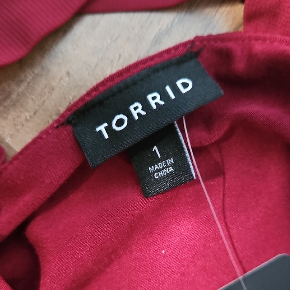 Torrid Women's Burgundy Strappy Chiffon Trapeze Women's Dress NWT - Picture 10 of 11